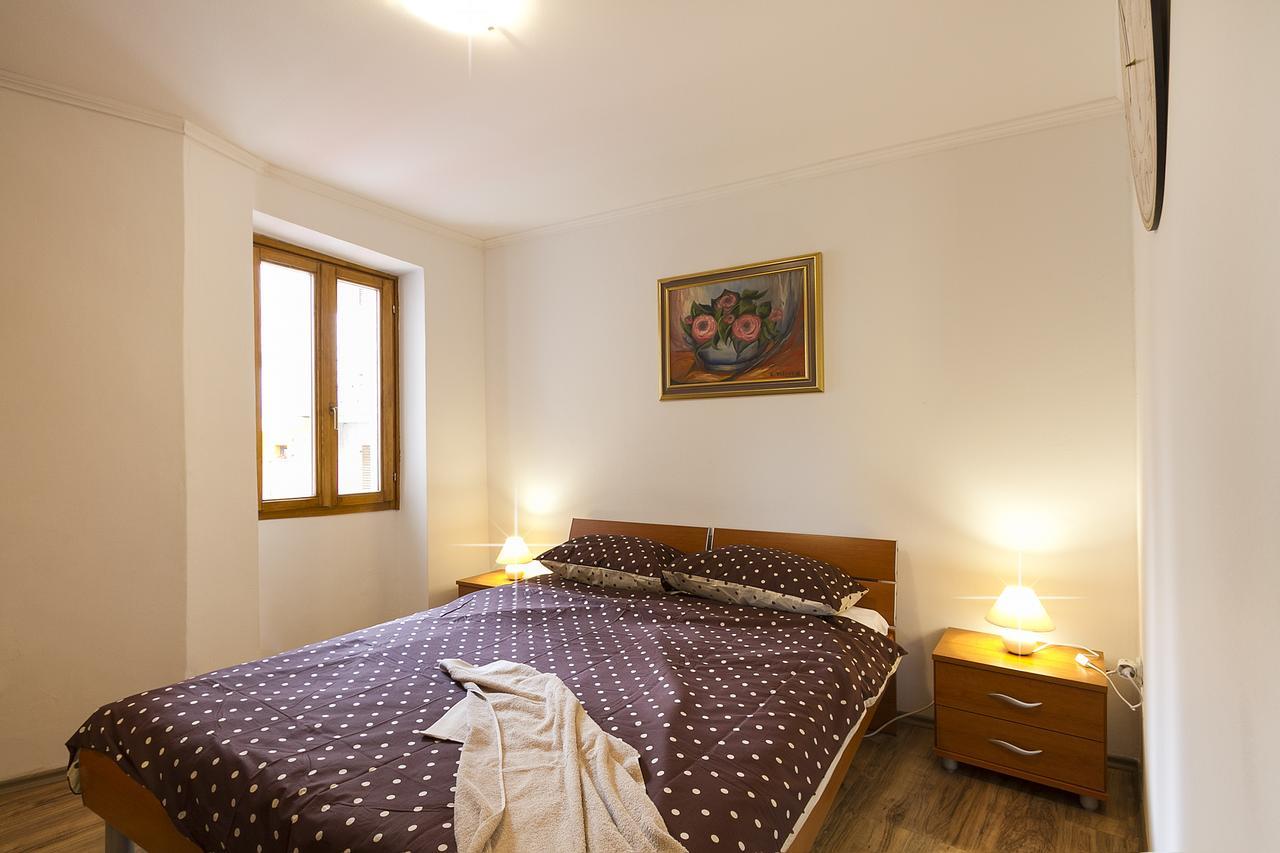 Apartment Nino ロヴィニ 部屋 写真