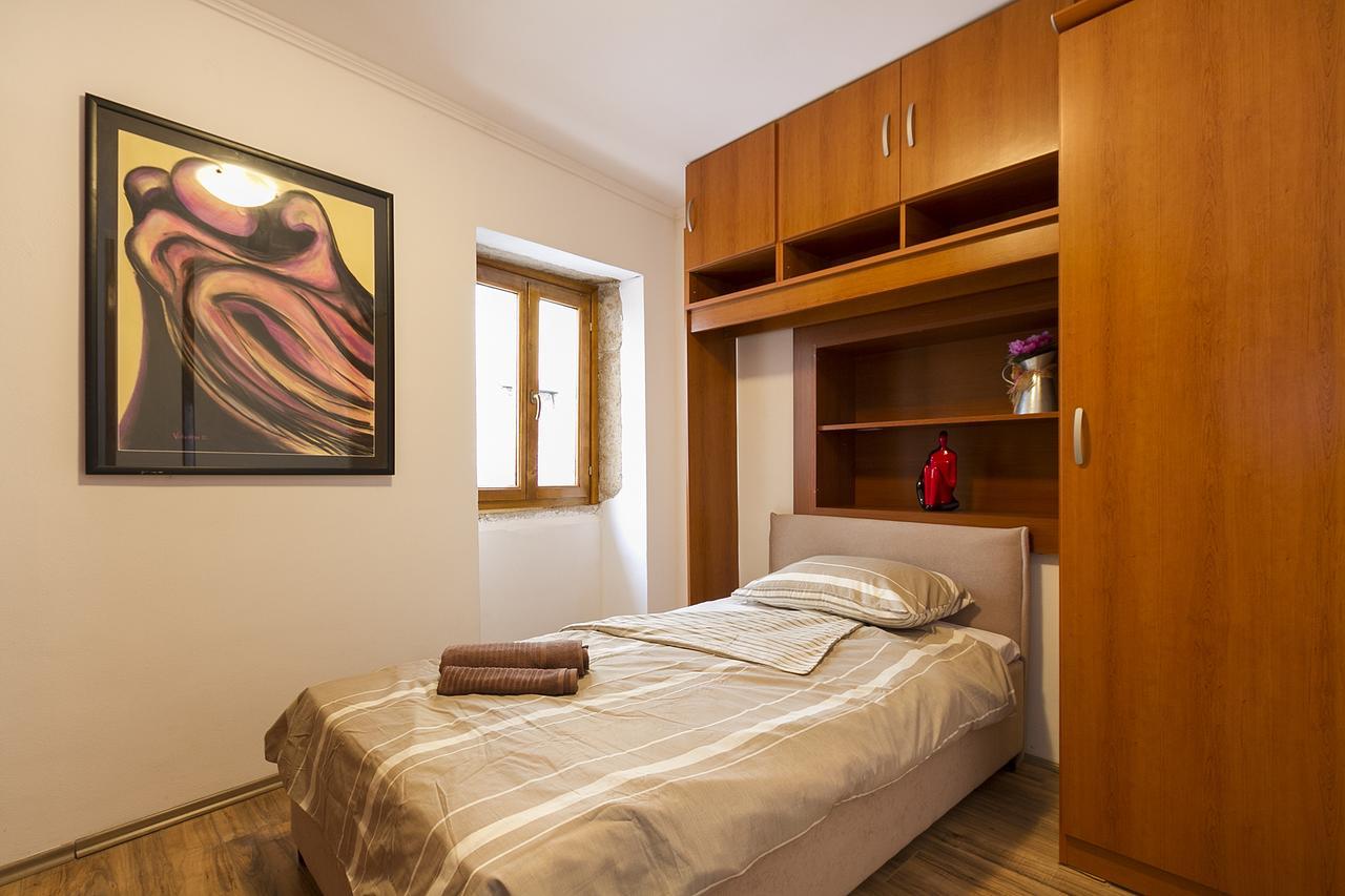 Apartment Nino ロヴィニ 部屋 写真